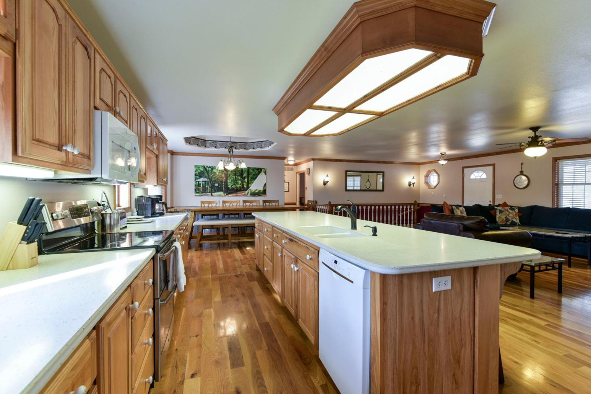 5 Bedroom Vacation Home Next To Silver Dollar City 브랜슨 외부 사진